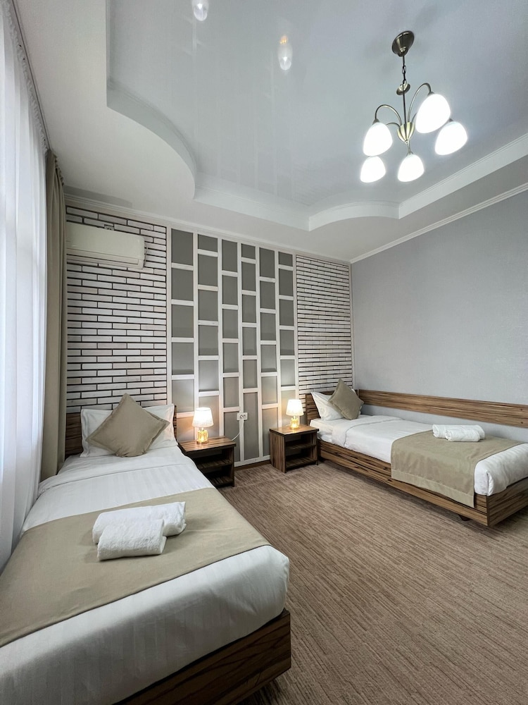 STANDARD, TWIN BEDS