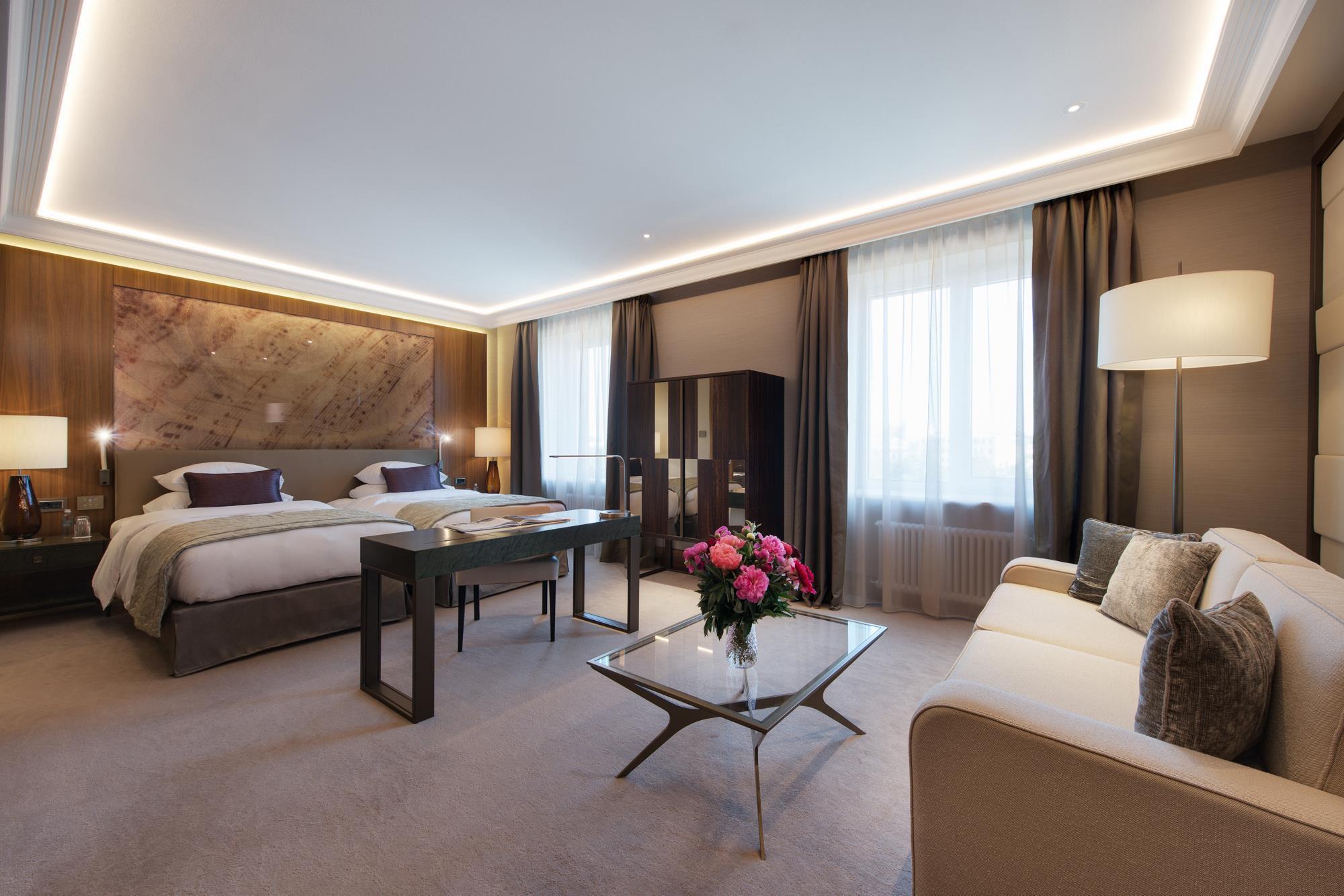 Superior, Twin Beds, Grand Hotel Kempinski Riga 2/5
