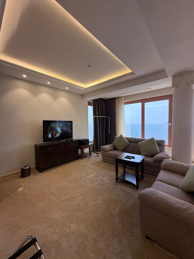فندق البرج (Al-Borg Al-Watheer Serviced apartments) 30/43