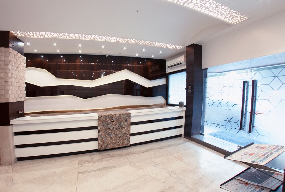 Manama Hotel 7/29