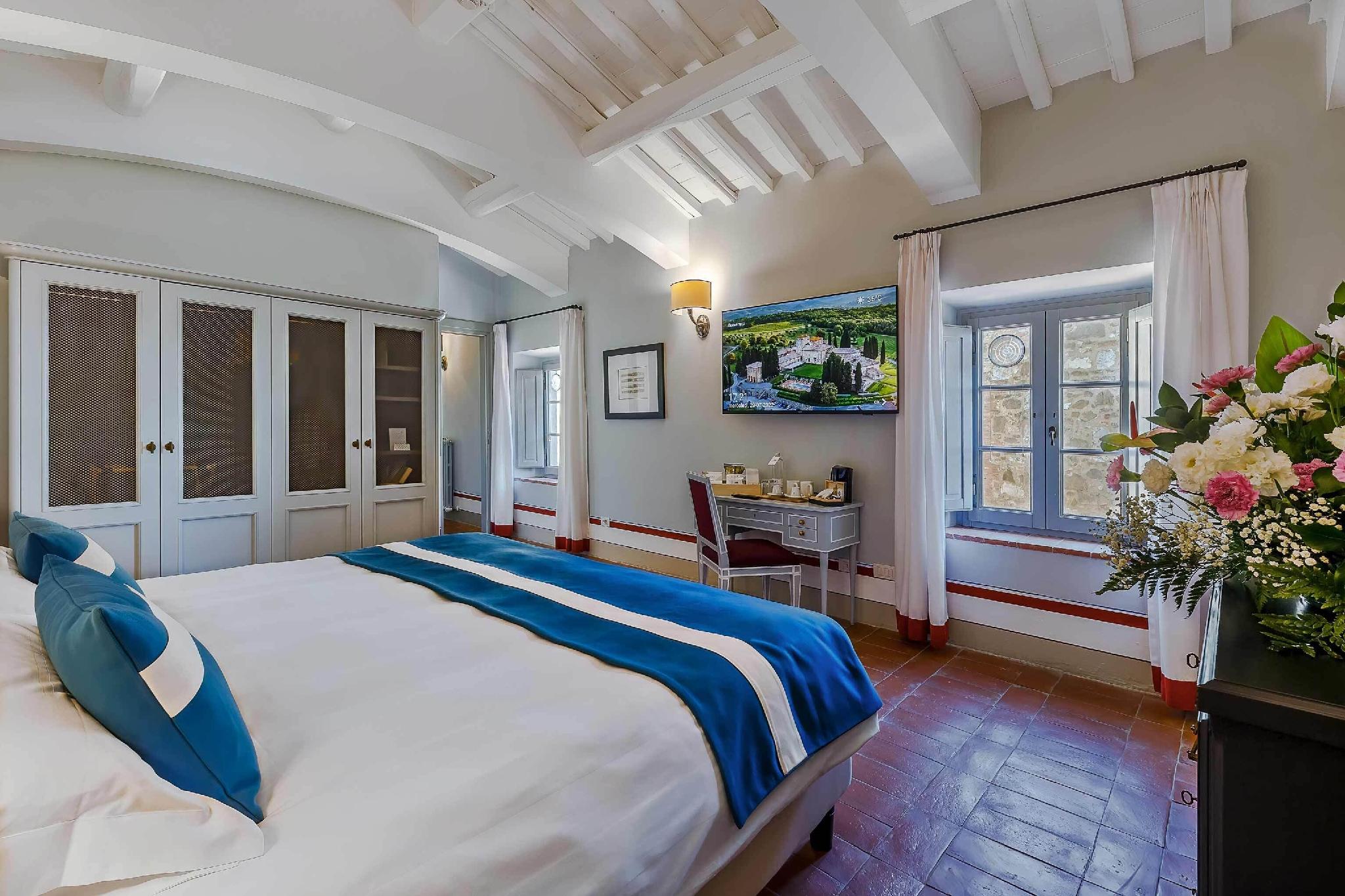 3 Bedrooms, Grand