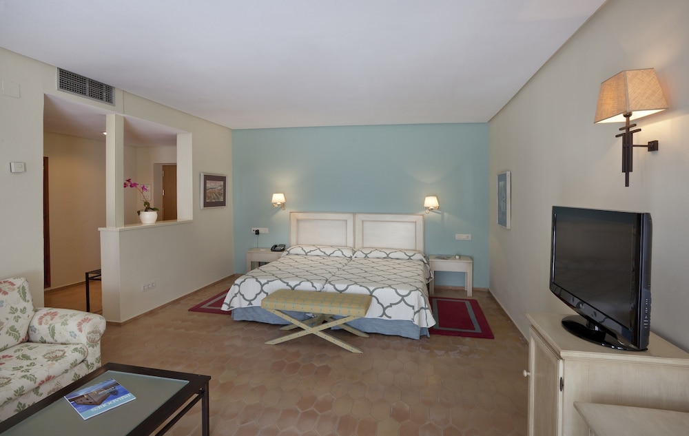 Parador De Ayamonte 8/50