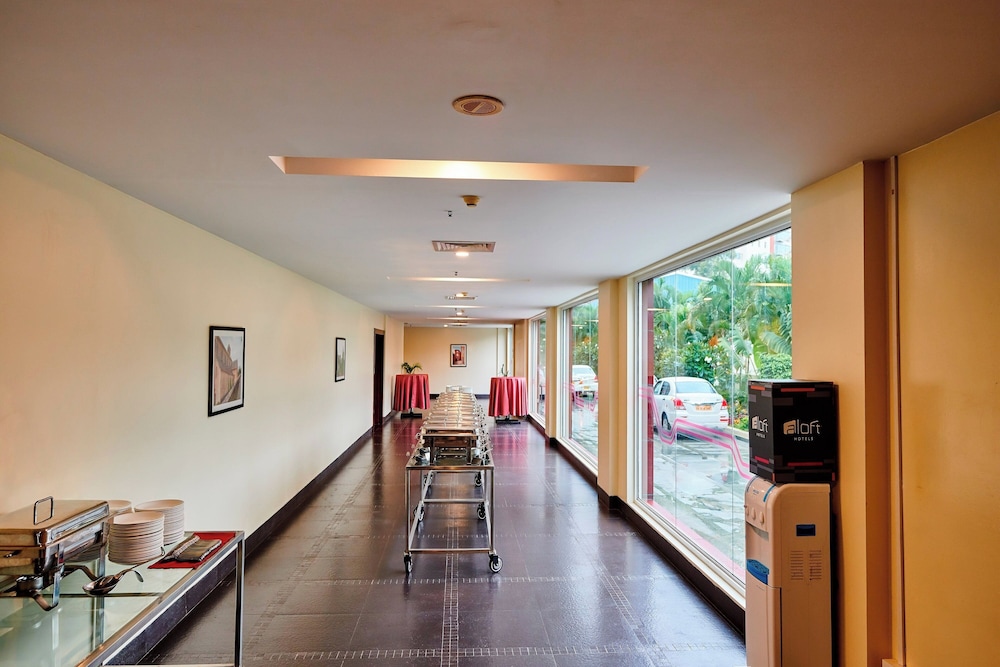 Aloft Bengaluru Whitefield 10/50