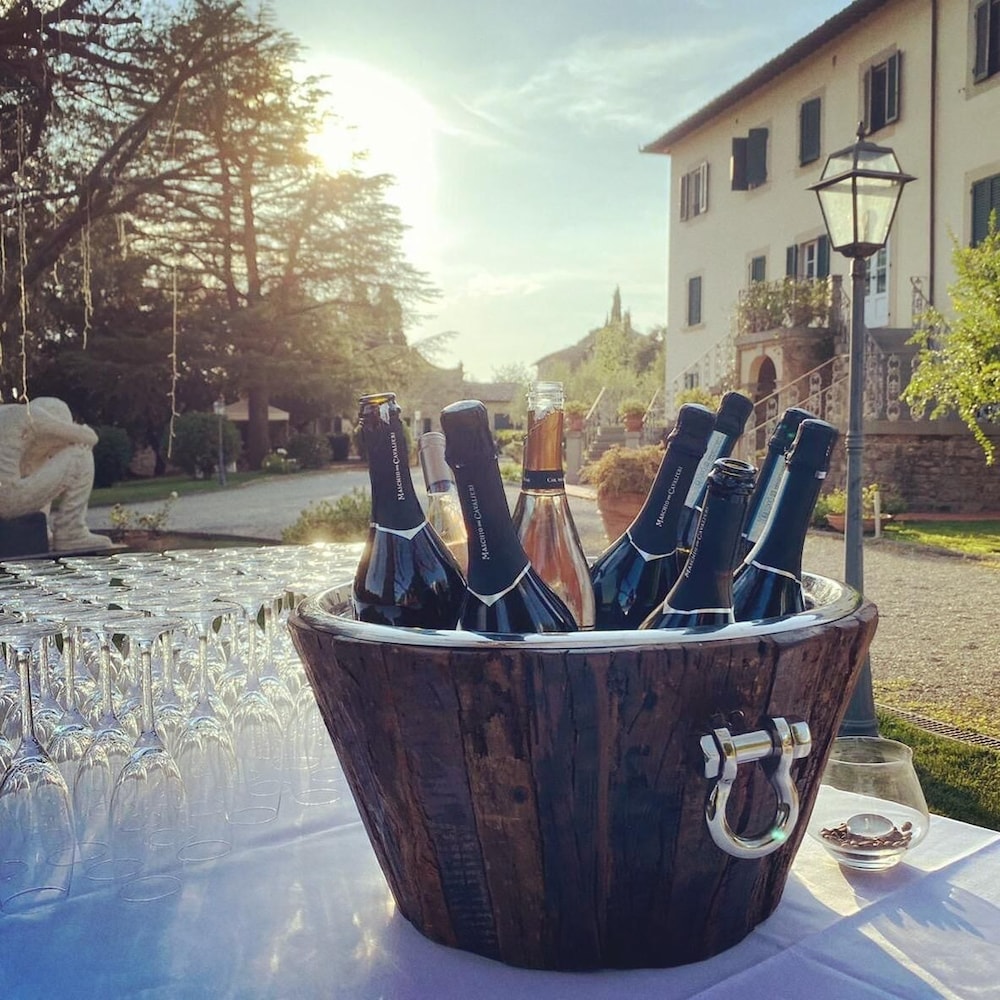 CORTONA RESORT AND SPA(FORMERLY HOTEL VILLA AUREA) 32/35