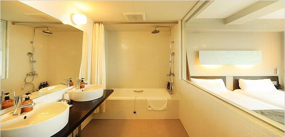 Hotel Inside Numazu Inter 50/50