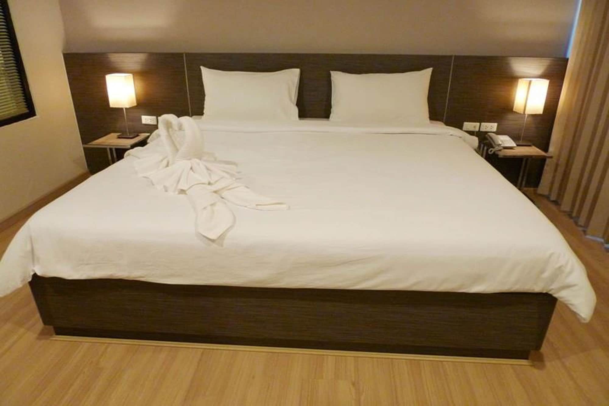 SUPERIOR, DOUBLE BED