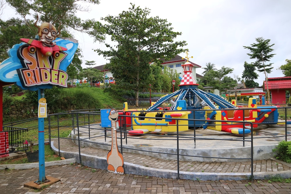 Aston Tanjung Pinang Hotel and Conference Center 51/56