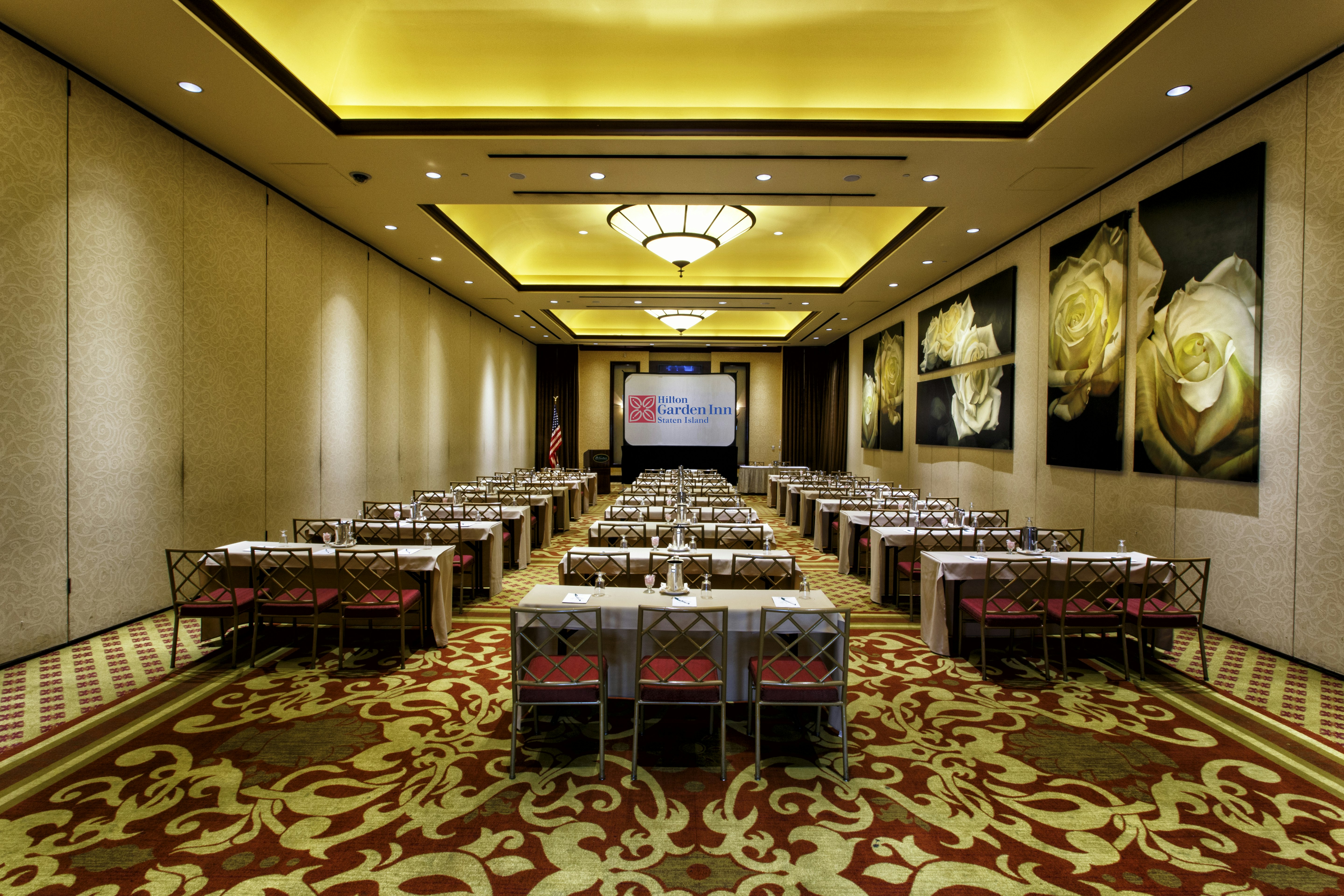 Hilton Garden Inn New York/Staten Island 20/50