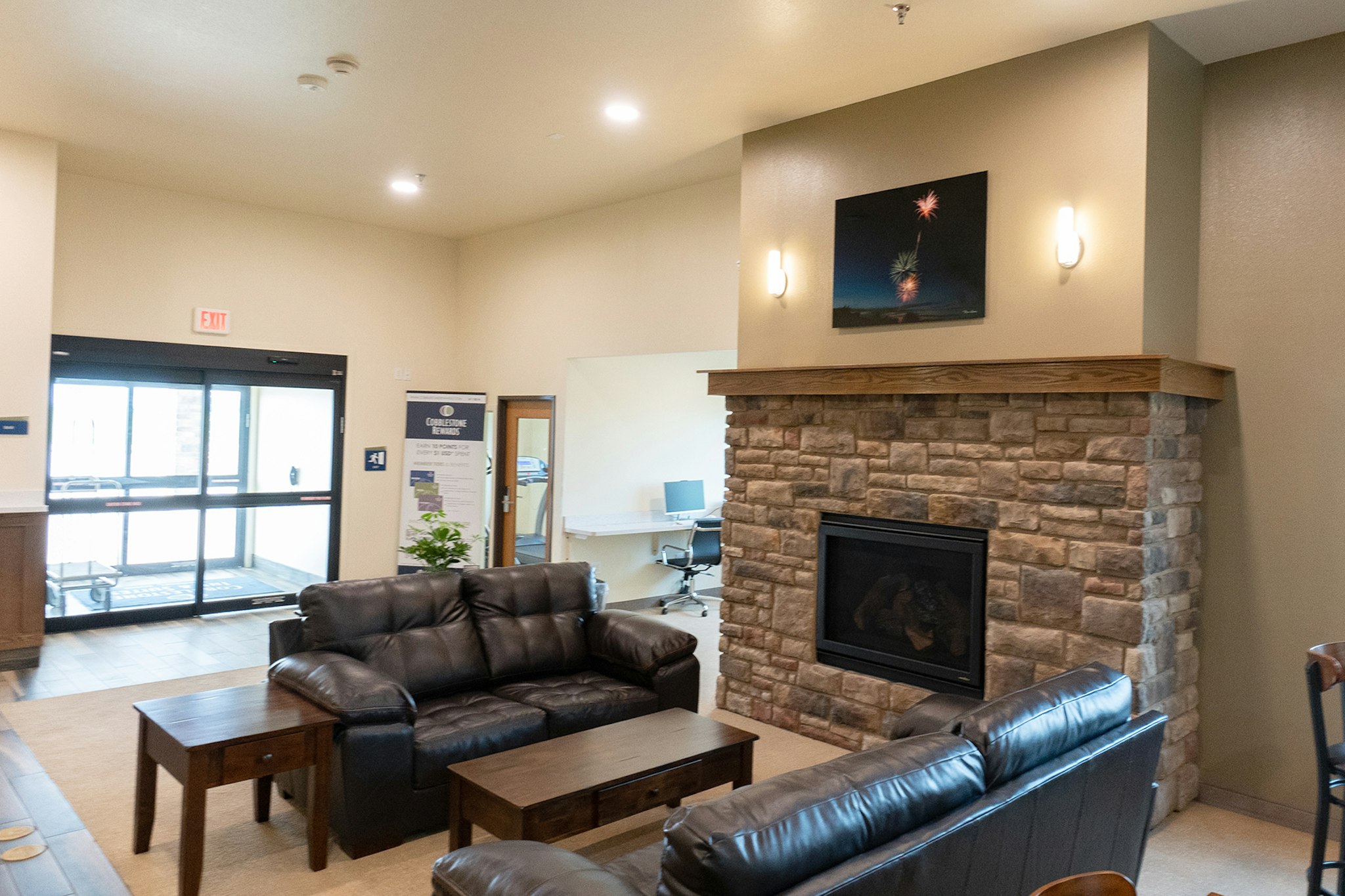 Cobblestone Hotel & Suites-Sheldon 16/27