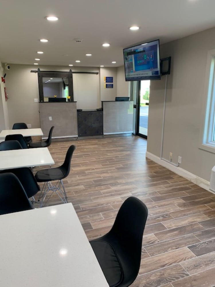Days Inn by Wyndham Bellville Mansfield 3/30