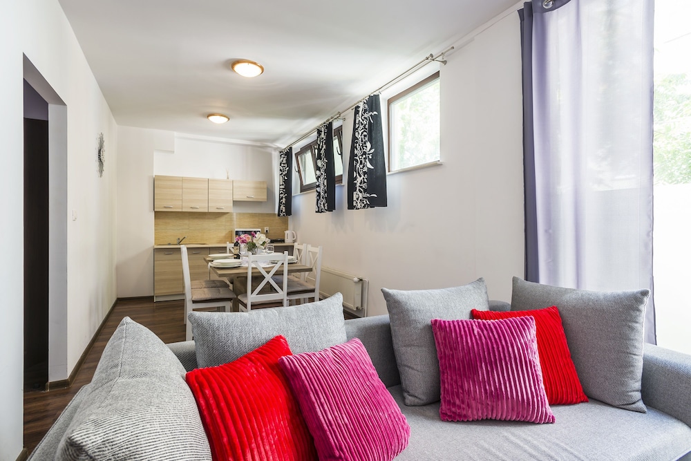 Galeria Italiana Apartments 28/50