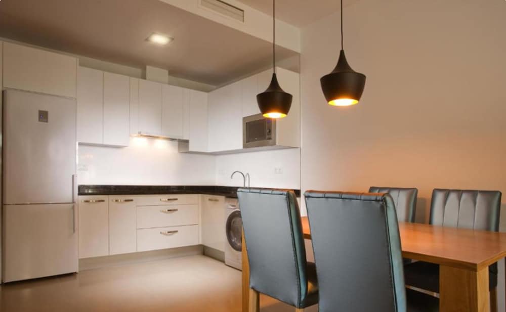 Suites Del Pintor Apartments 12/57