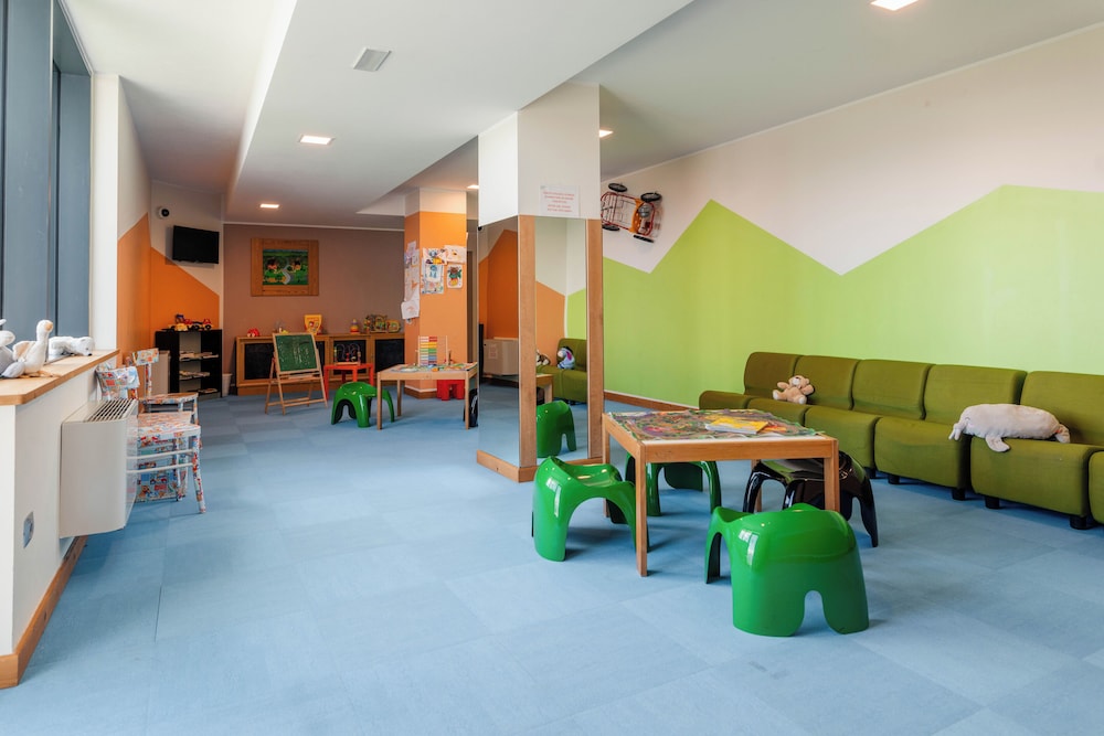 Hotel Monte Bondone 69/76