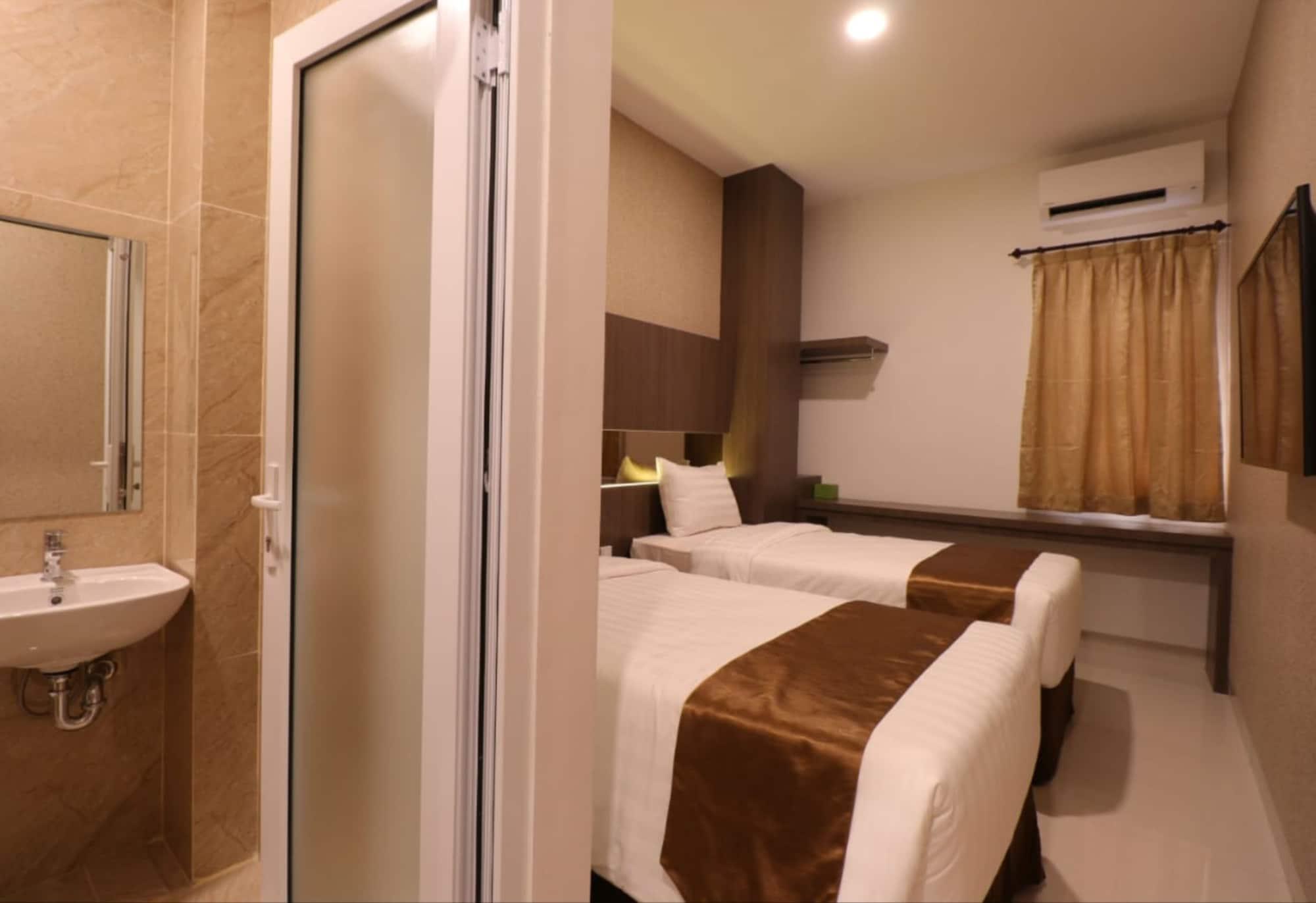 Nivia Hotel Medan 25/25