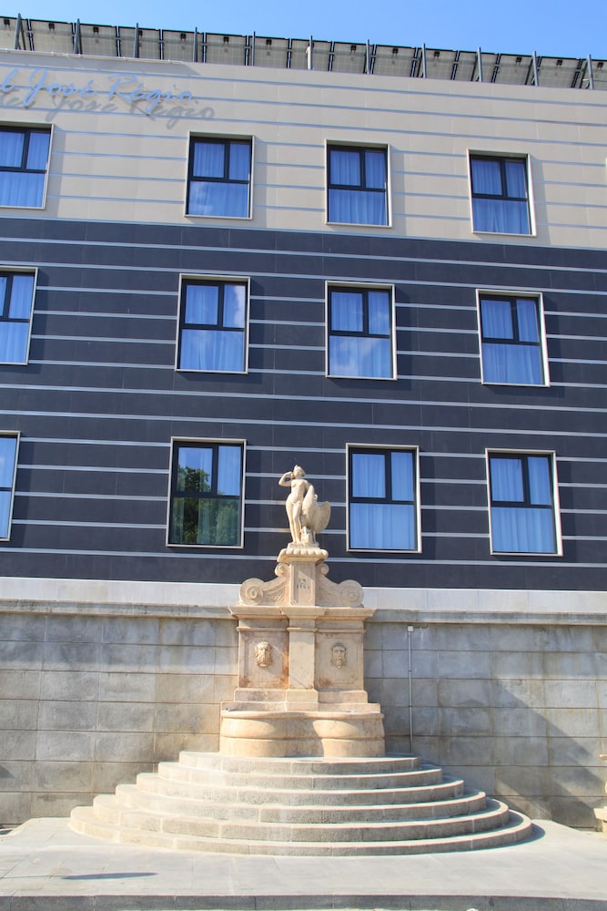 Hotel Jose Regio 4/50