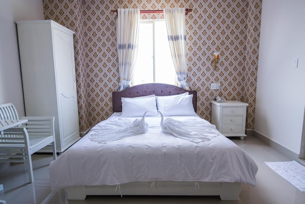 Royal Hotel 14/41