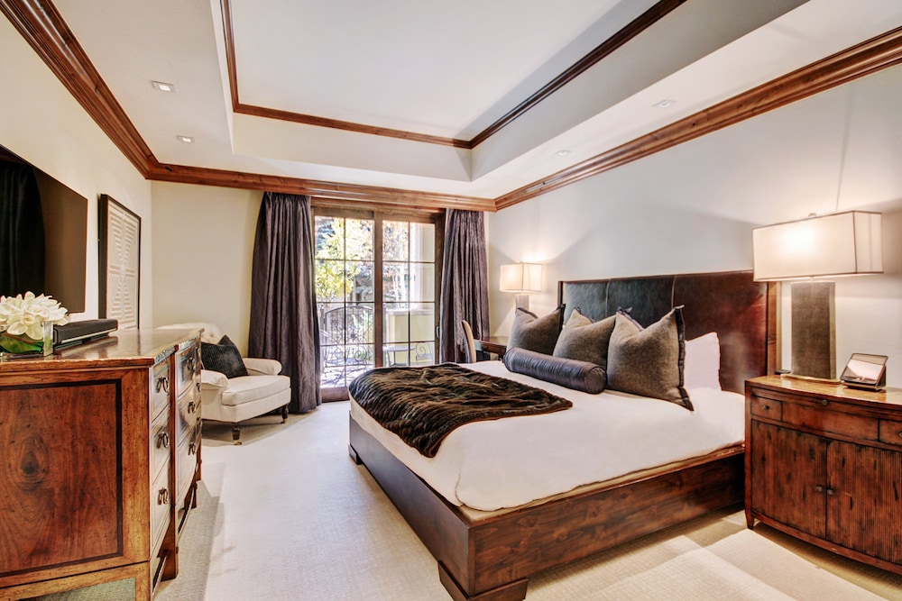 2 Bedrooms, Plus, Residence, Queen and Twin Beds, Den
