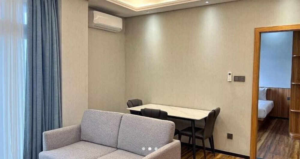 Hotel Casiana & Events Center 42/48