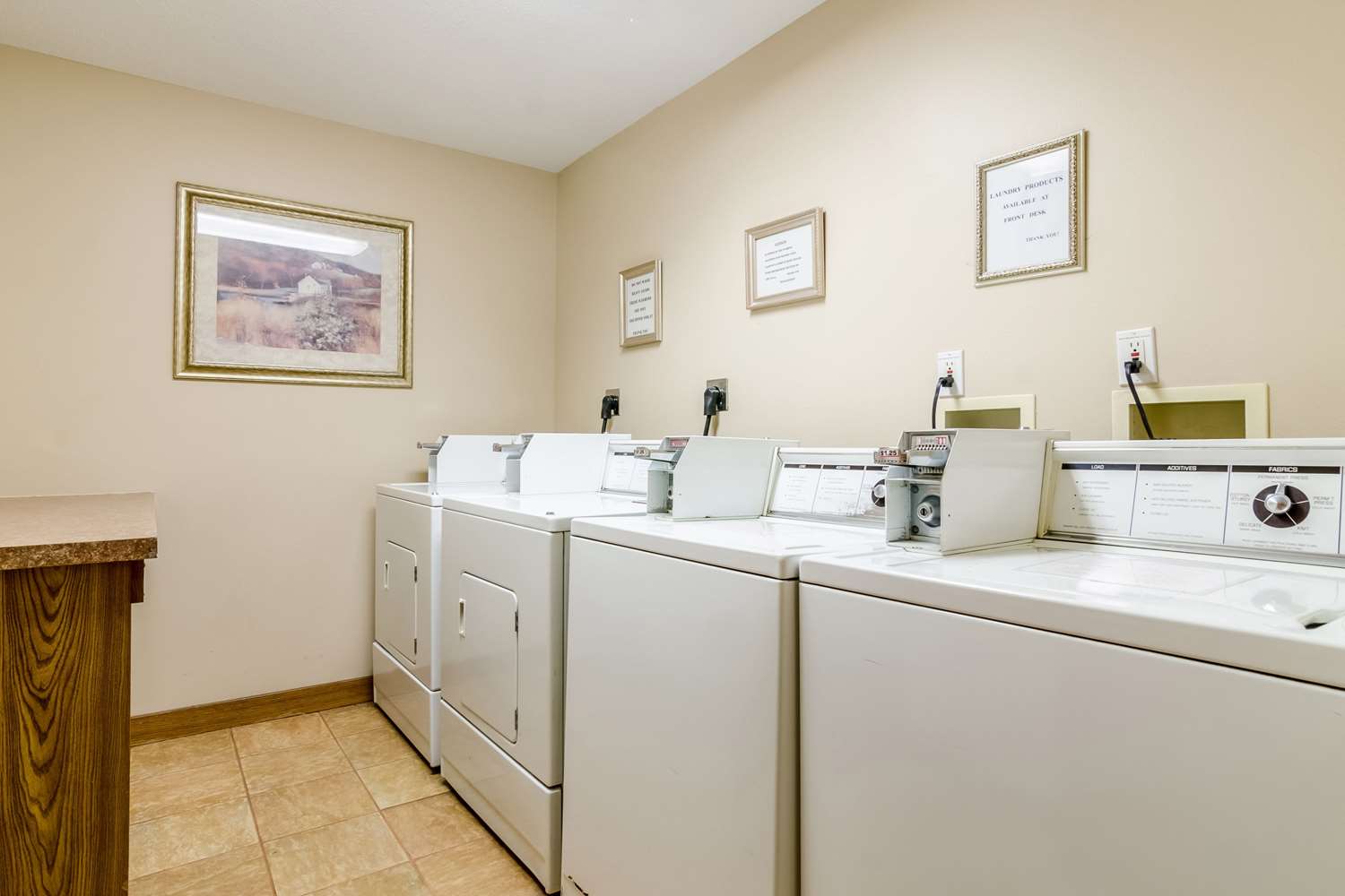 Quality Inn Alliance NE 4/17