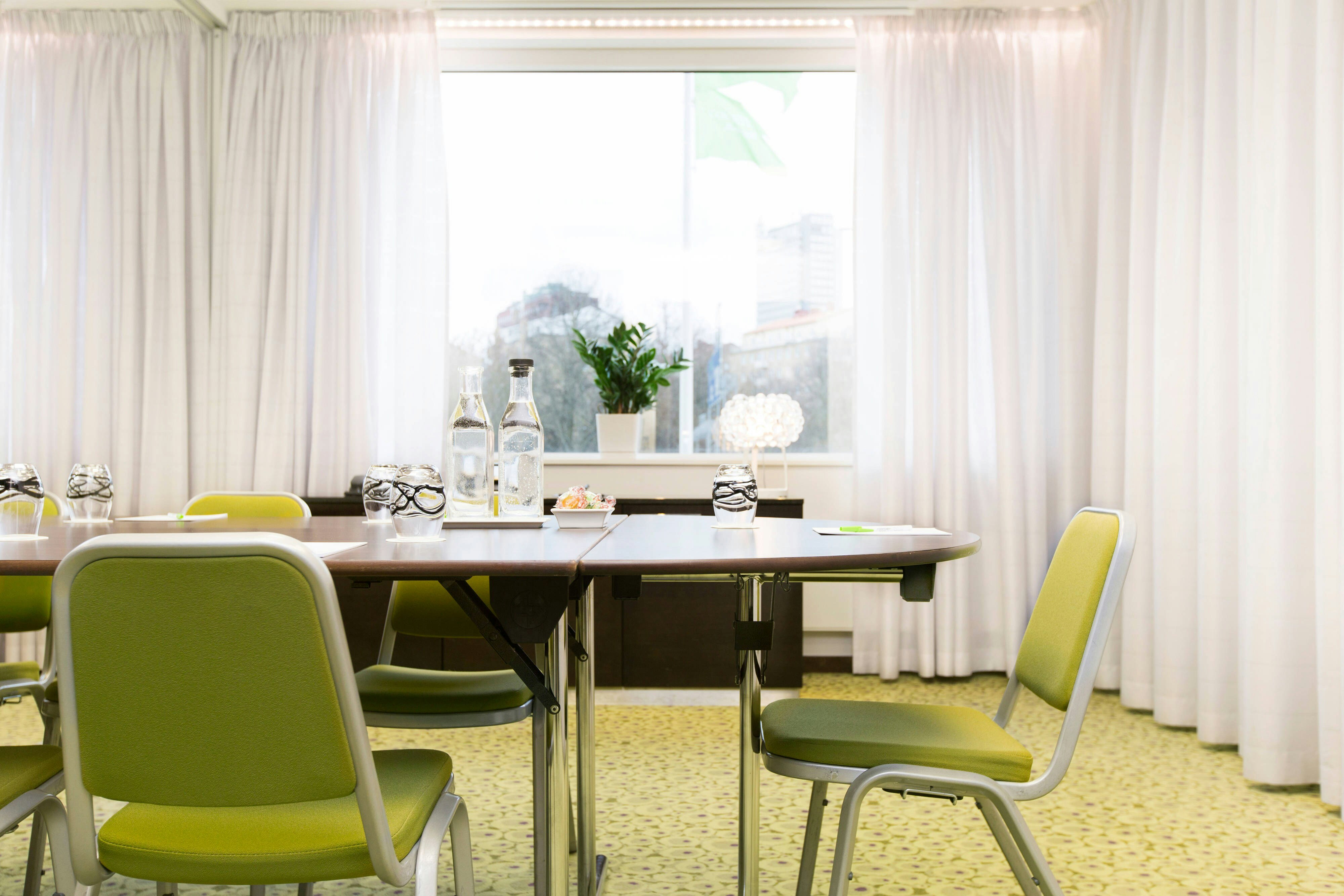 Courtyard By Marriott Stockholm 52/53
