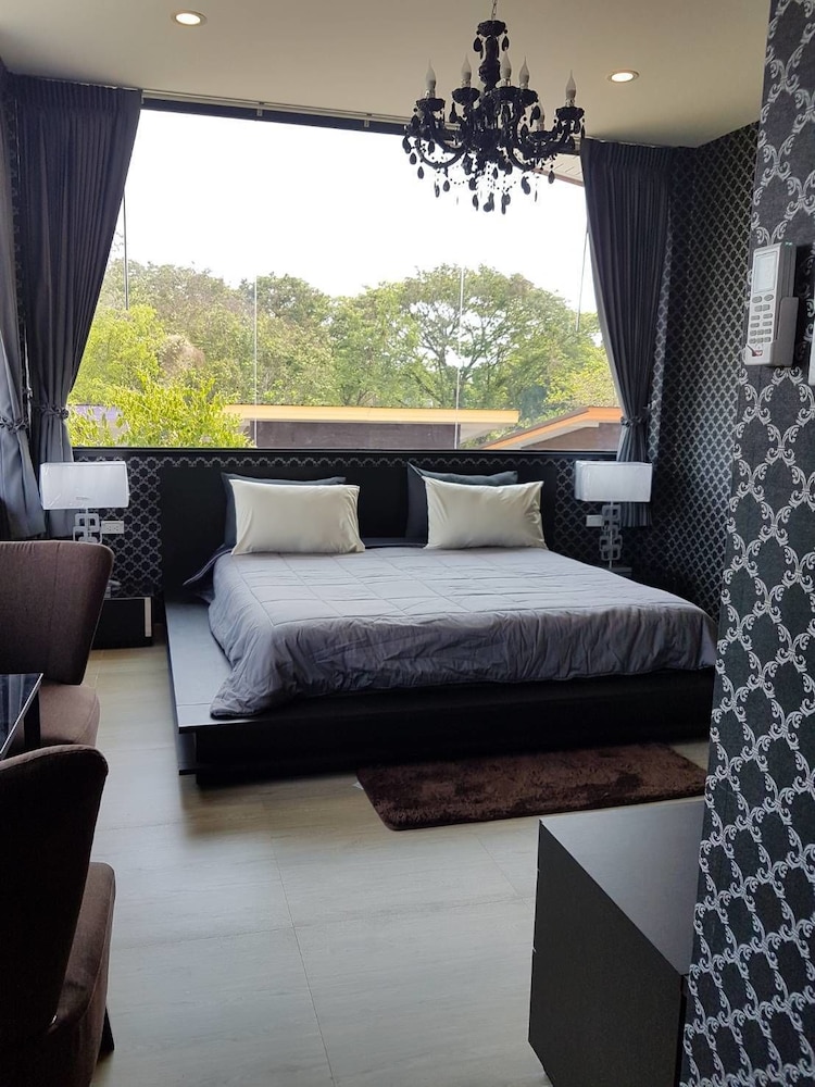 D-Sine Resort 29/100