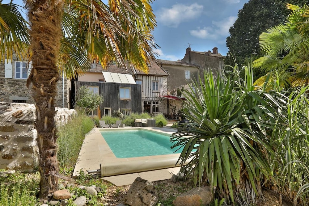 AUBERGE DUPUYTREN 16/21