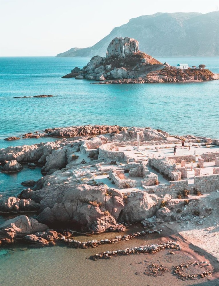 Aegean Blu Kos 32/39