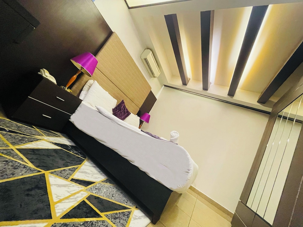 Lavender Home Hotel 9/56