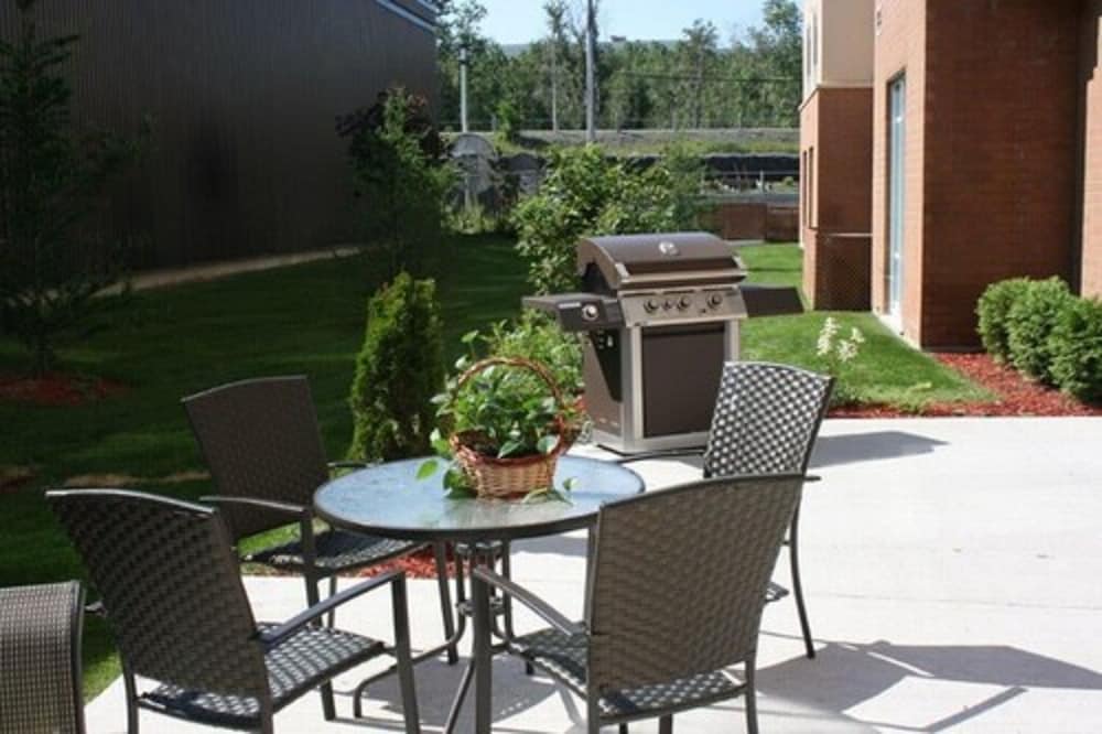 Fairfield Inn And Suites Sudbury 31/36