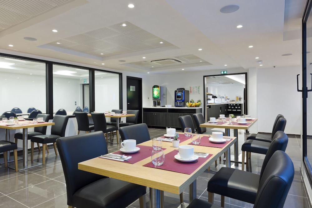 Simons Boutique Hotel 50/54