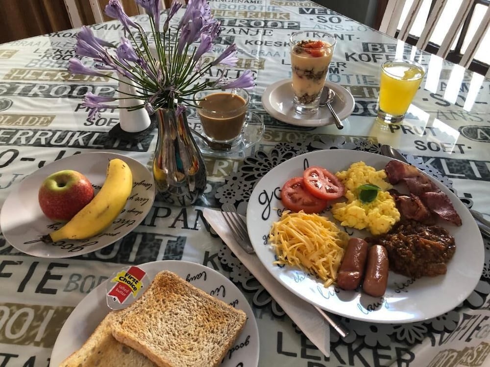 Rene's Guesthouse 27/45