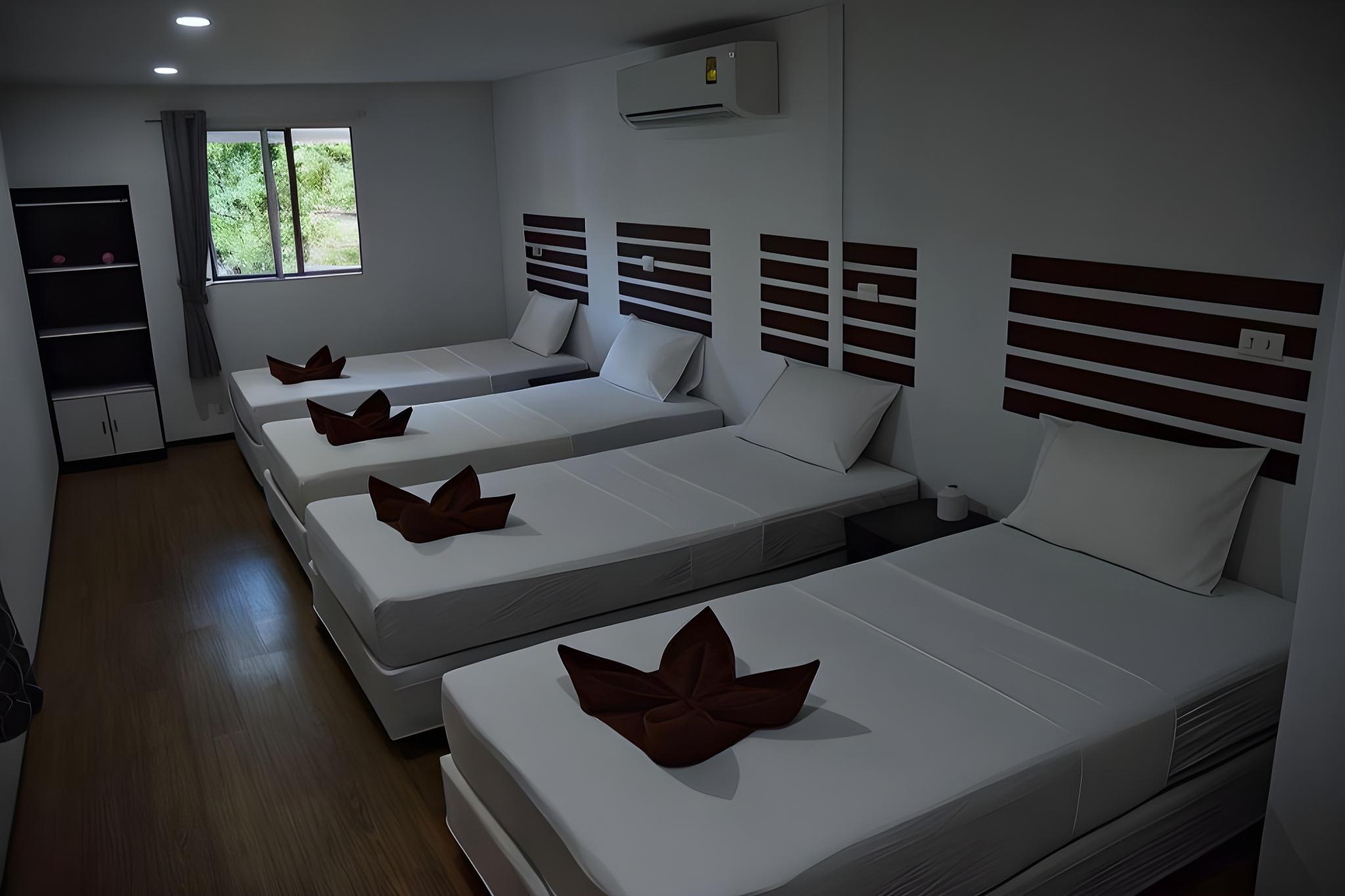 1 Bedroom, Standard, Quadruple, Balcony, Annex