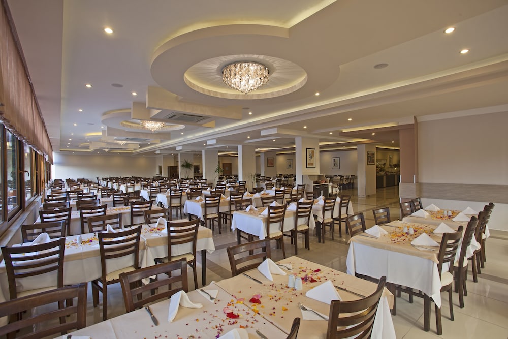 Villa Sunflower Beach Hotel 35/50