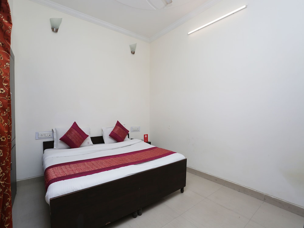 OYO 12868 Hotel City Lite 7/17