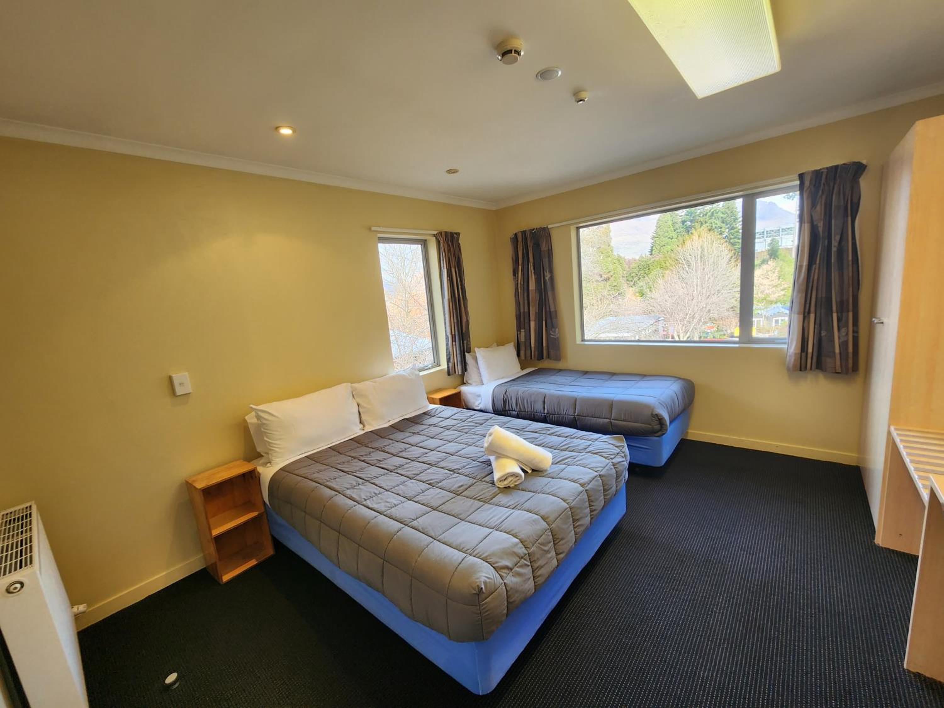 Room, Double or Twin Bed, Private Bathroom