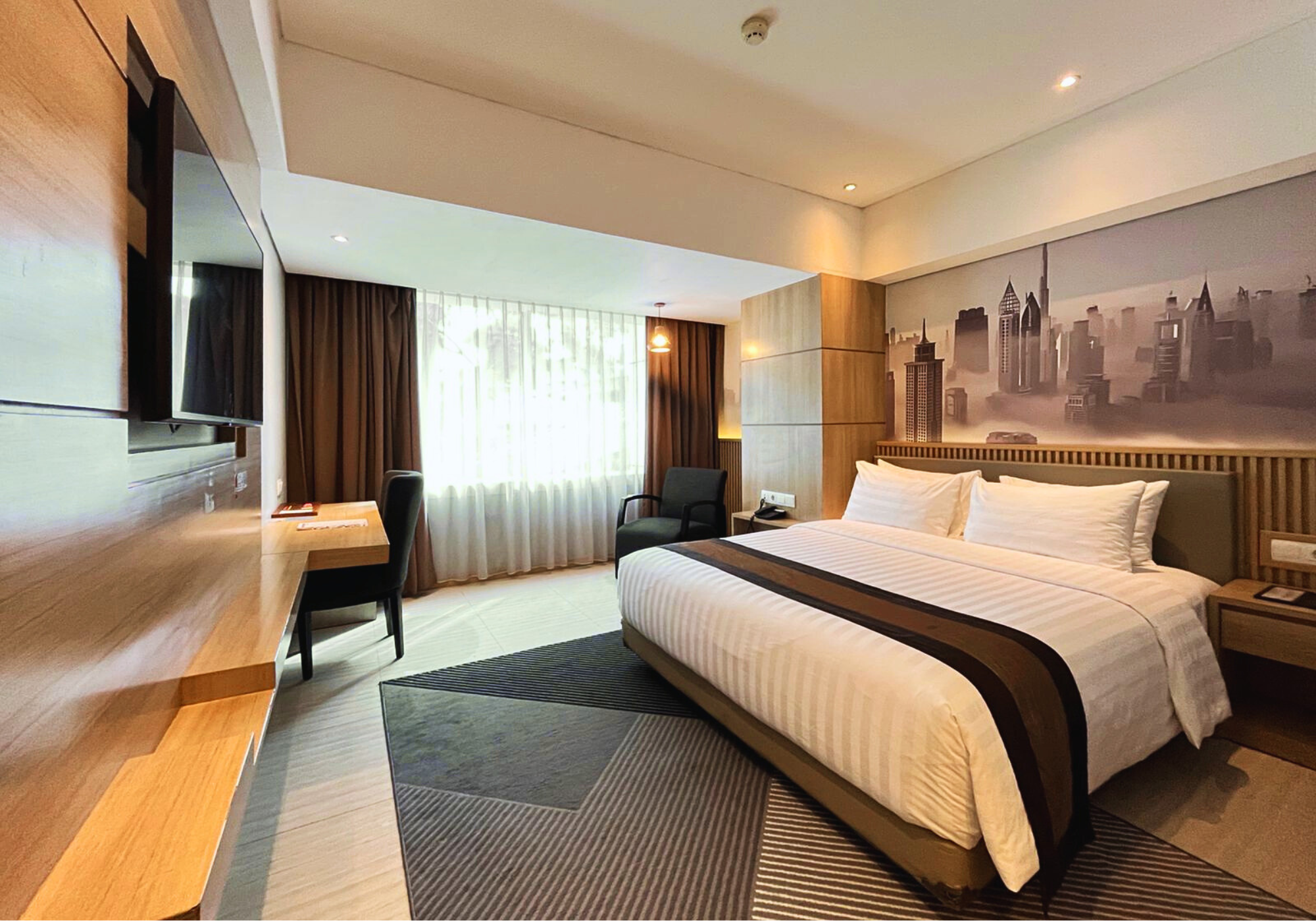 Deluxe, Studio, Queen Bed