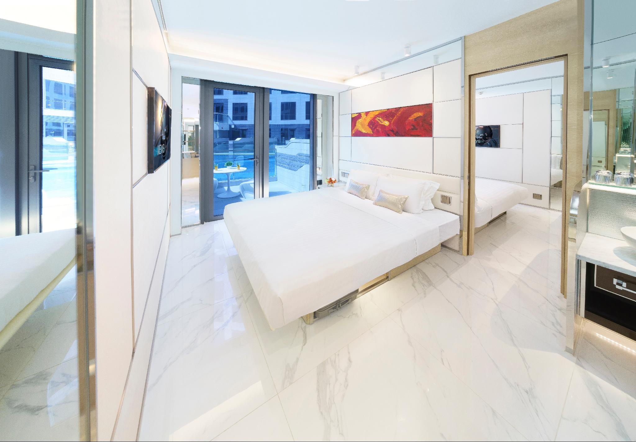 CABANA, SUITE, PATIO