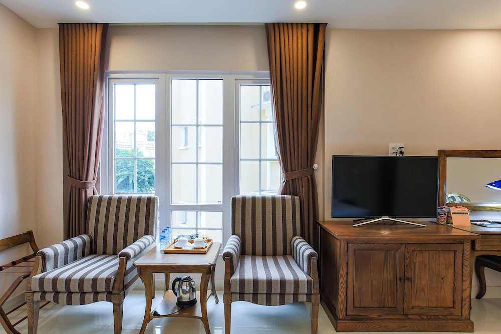 Hoang Lan Hotel 37/50