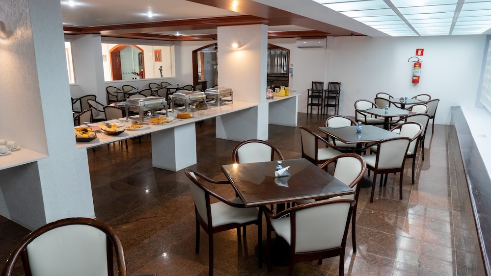 Praia Hotel Enseada 44/63