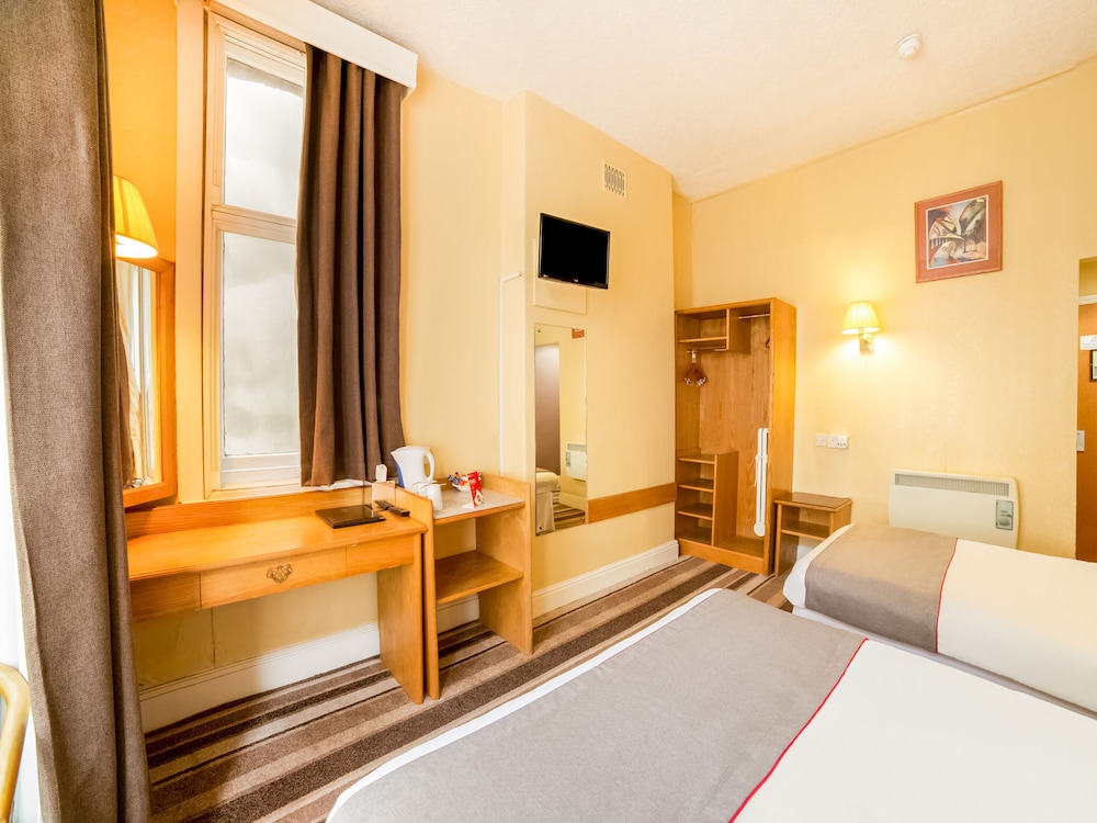 Cardiff Sandringham Hotel 37/53