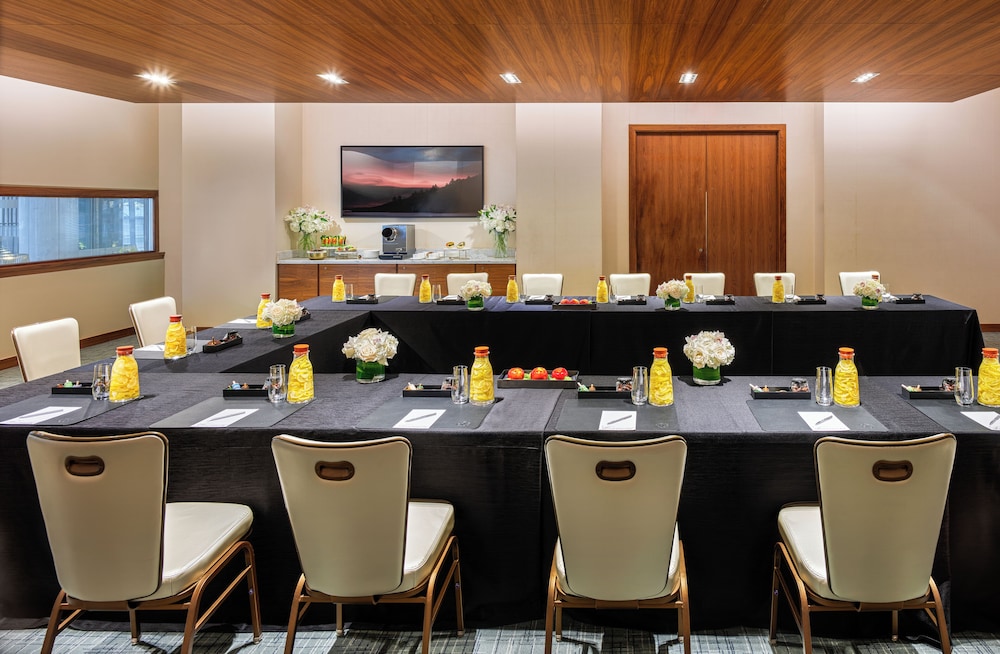 Fairmont Pacific Rim 38/50