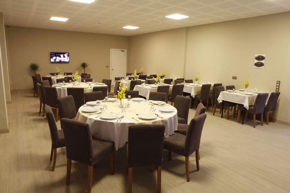 Fayton Hotel 23/25