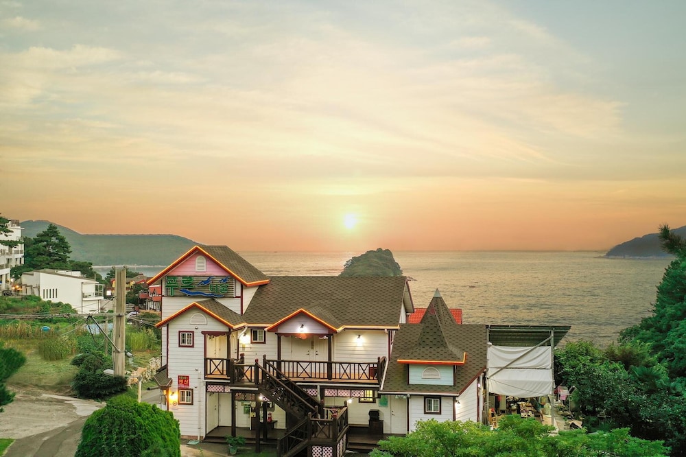 Geoje Blue Neoul Pension 42/50