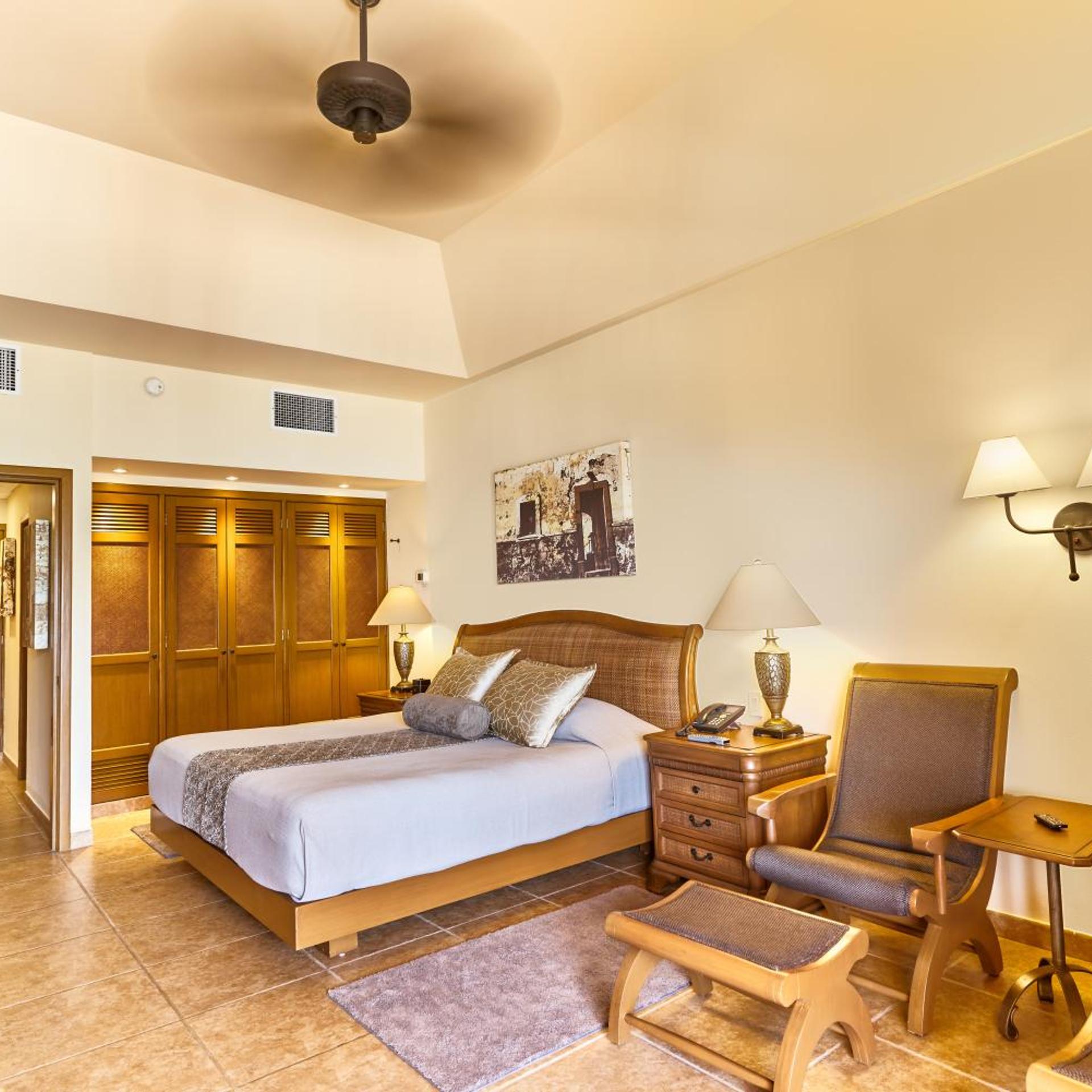 Deluxe One Bedroom Suite