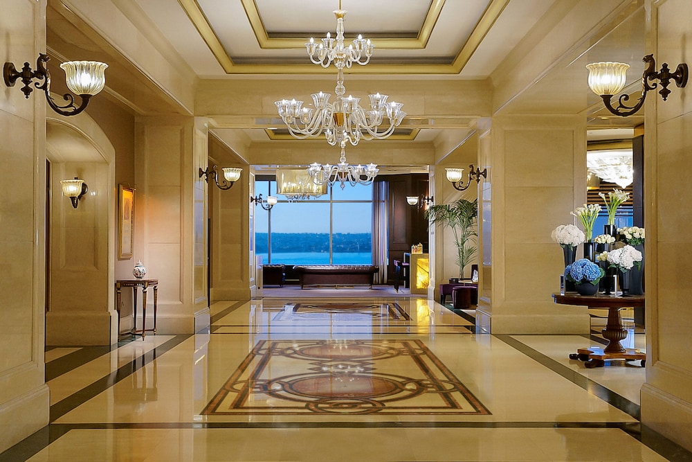 The Ritz Carlton Istanbul 30/50