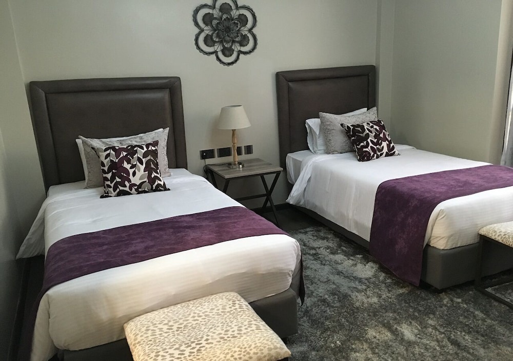 Fair Acres Boutique Hotel 24/71