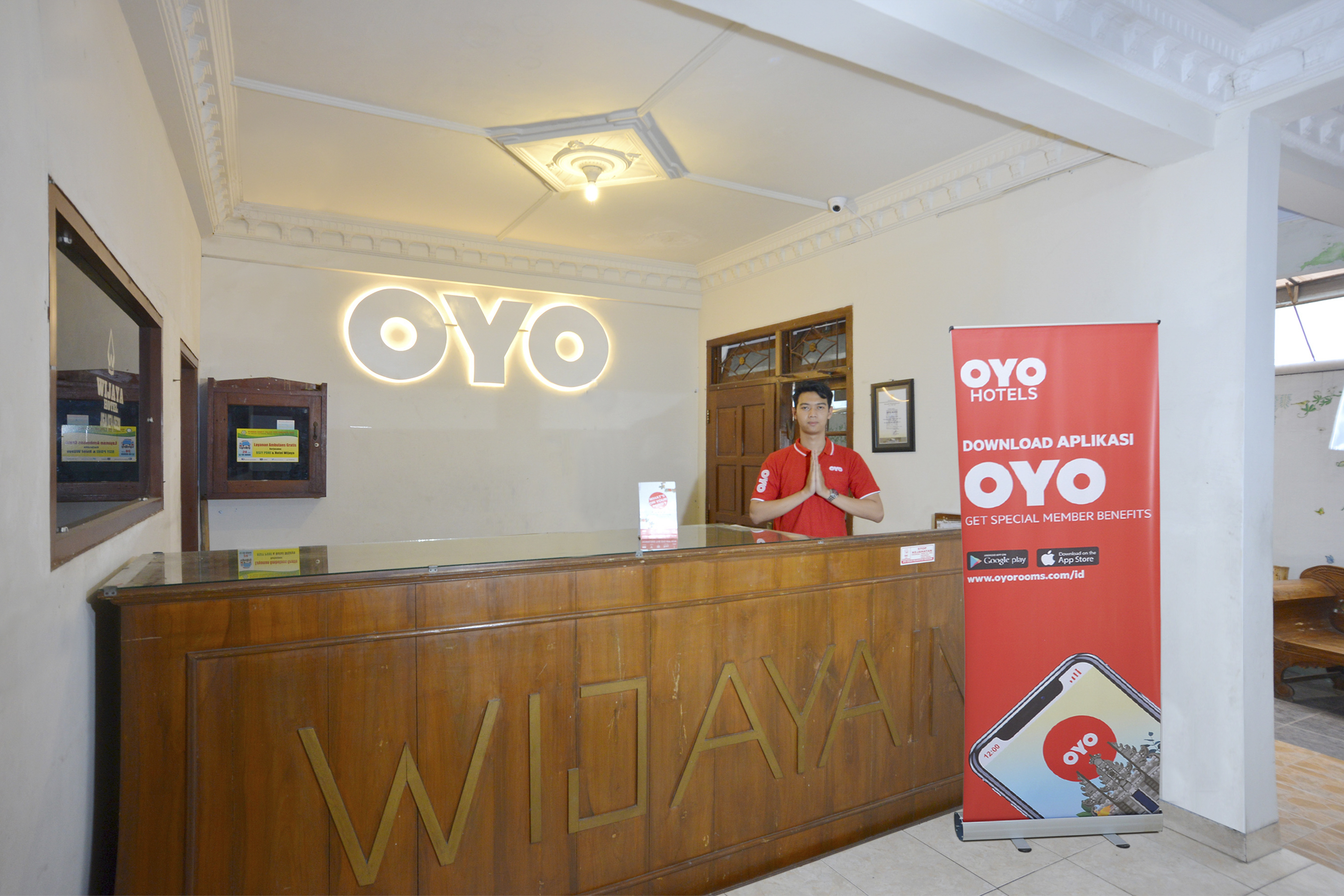 OYO 586 Hotel Wijaya 8/72