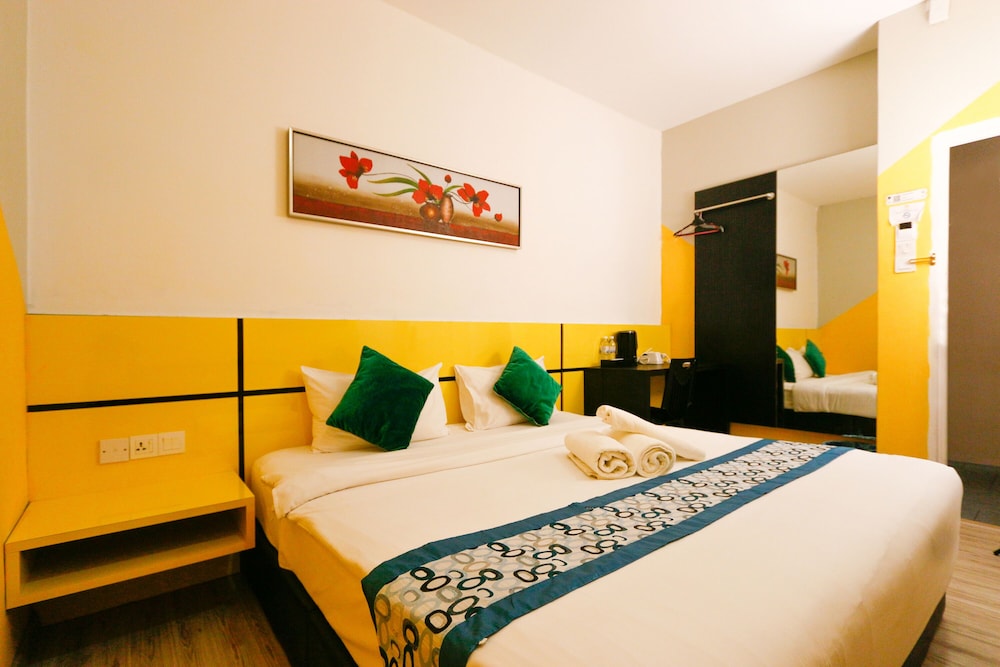 Swing & Pillows at Golden Roof Hotel Sunway Ipoh 14/33