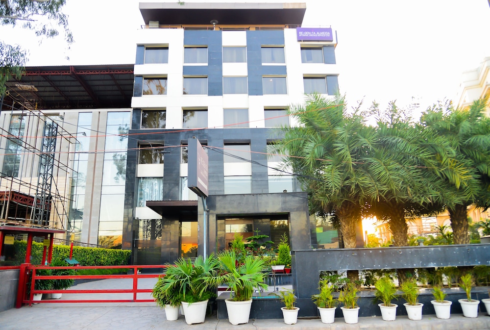 Hotel Almeida 5/43
