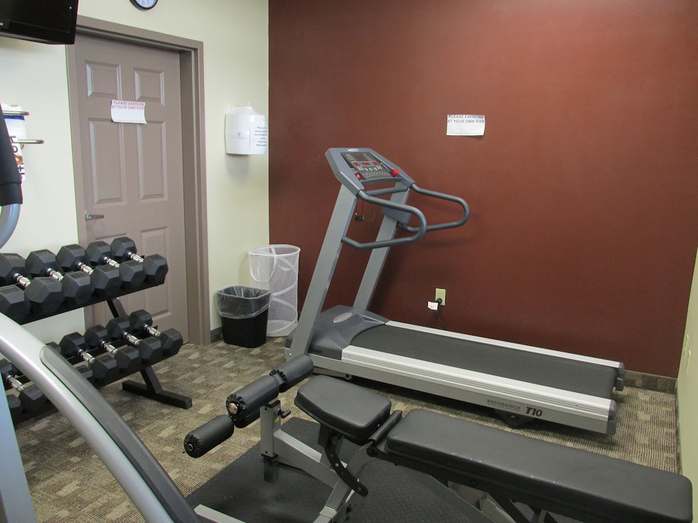CRYSTAL SPRINGS INN AND SUITES 20/39